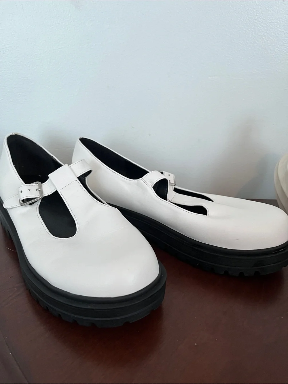 NWT Soda White T-Strap Mary Jane Platform Shoes with Black Sole